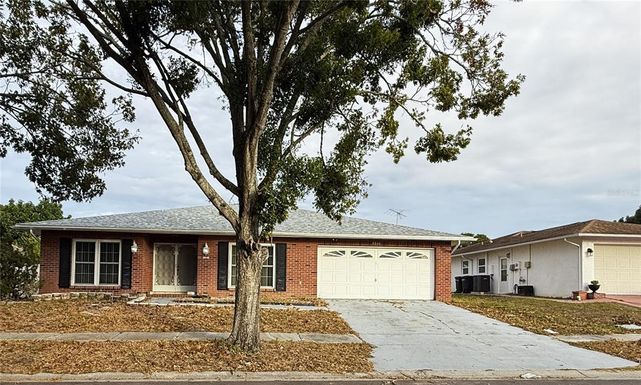 8840 MARTINIQUE LANE