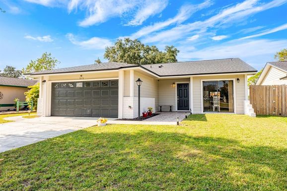 3070 CURRY WOODS DRIVE