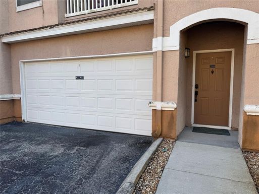 10444 VILLA VIEW CIRCLE