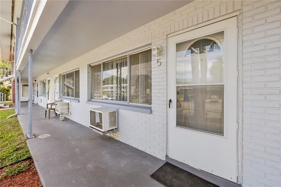 2353 SHELLEY STREET UNIT 5