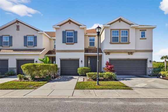 8128 MUDDY PINES PLACE