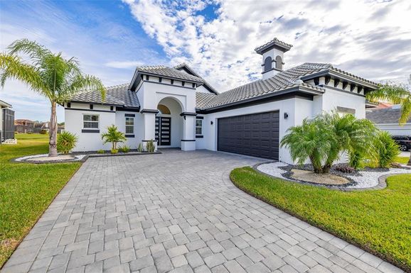 2592 HERITAGE GREEN AVENUE