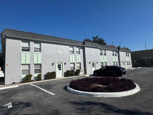 113 E SMITH STREET UNIT 5