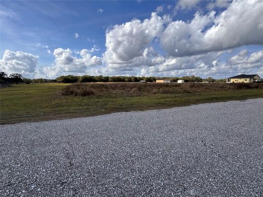 4693 SW PROVAU AVENUE