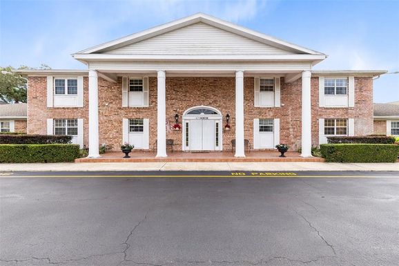 4270 LAKE UNDERHILL ROAD UNIT 1