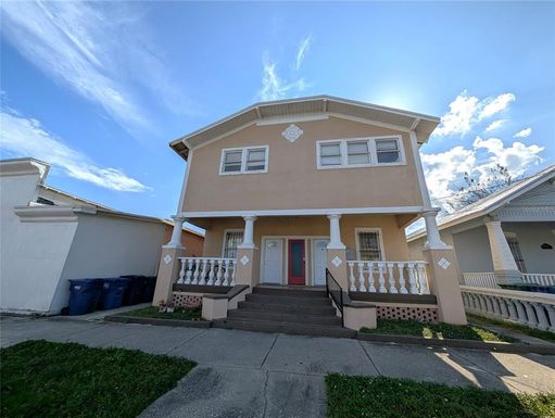 2904 W CHESTNUT STREET UNIT 4