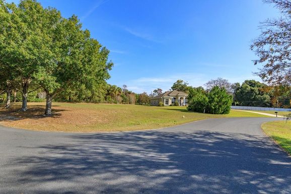 1001 MYRTLE BREEZES COURT