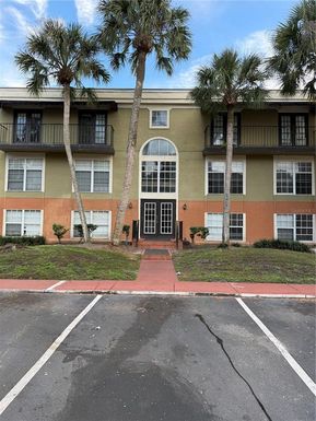 3986 VERSAILLES DRIVE UNIT 3986C