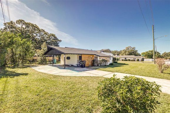 561 N DOLLINS AVENUE