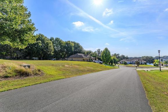 1103 MYRTLE BREEZES COURT