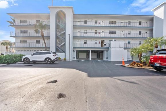 14001 GULF BOULEVARD UNIT 201