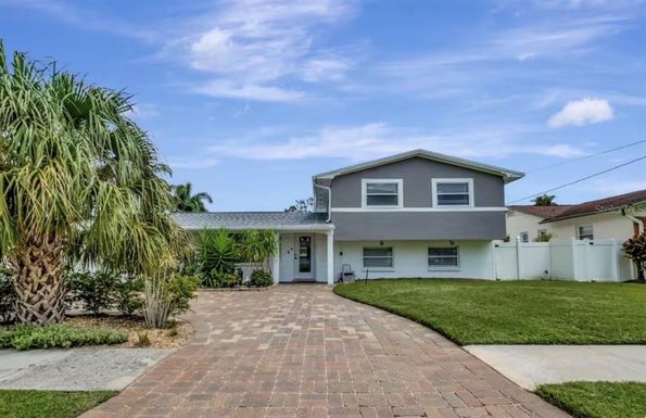 8327 ARCHWOOD CIRCLE