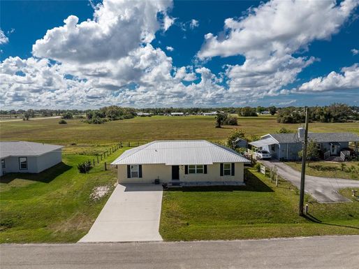 7105 SW CLEMATIS DRIVE