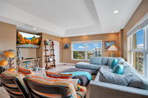 125 PULSIPHER AVENUE UNIT 400