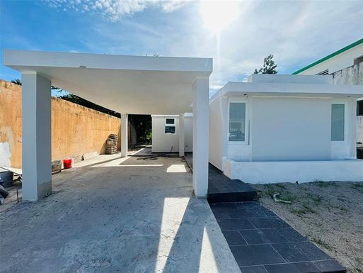 Calle 2 URB JARDINES DE LOIZA A-20