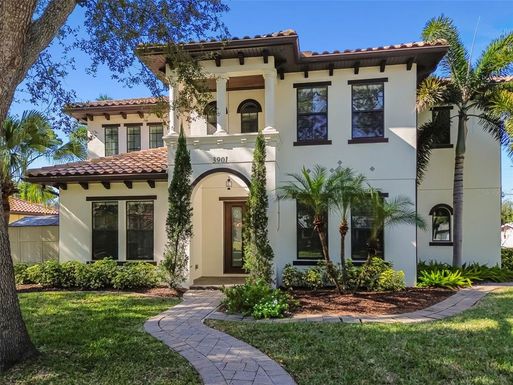 3901 S LYNWOOD AVENUE