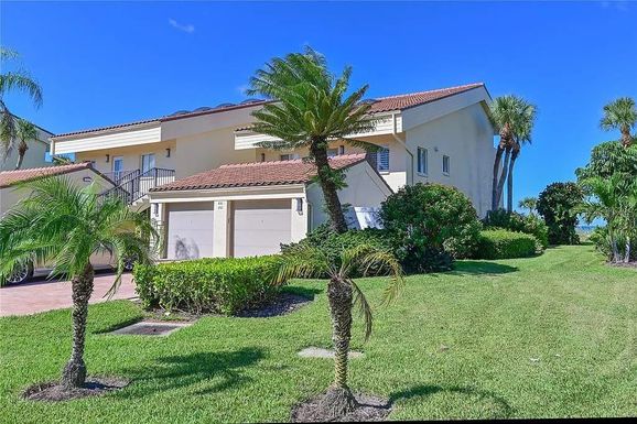 852 GOLDEN BEACH BOULEVARD UNIT 852