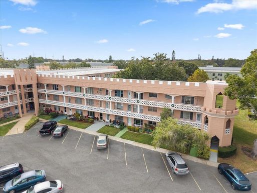 2457 ECUADORIAN WAY UNIT 27