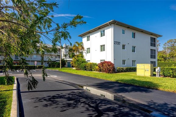 2737 ENTERPRISE ROAD E UNIT 112