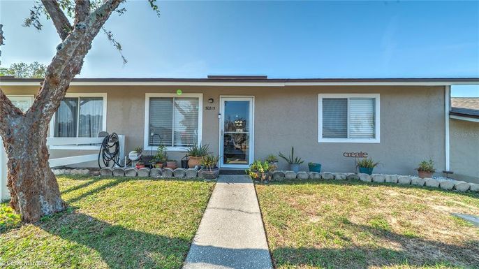 30215 TAVARES RIDGE BOULEVARD UNIT 11