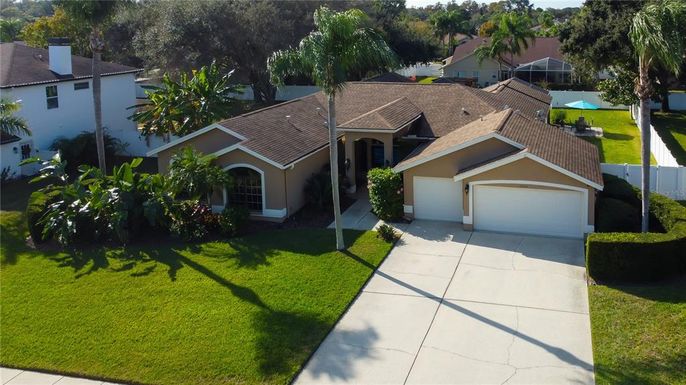 17015 WINNERS CIRCLE