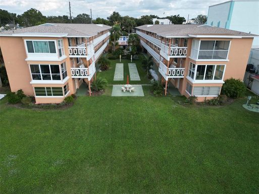 2111 LAKEVIEW DRIVE UNIT 3C