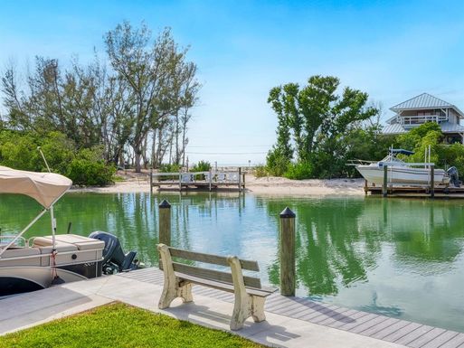 9226 MIDNIGHT PASS ROAD UNIT 4A