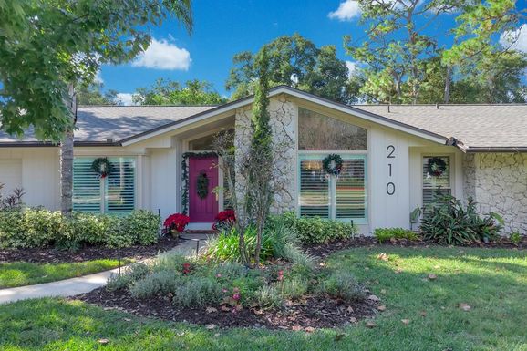 210 ROYAL OAKS CIRCLE