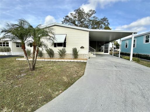 7107 MOUNT ESSEX DRIVE NE UNIT 520