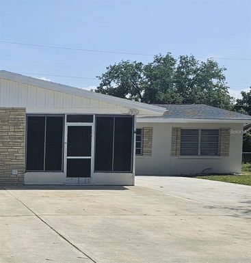 4461 87TH STREET COURT W