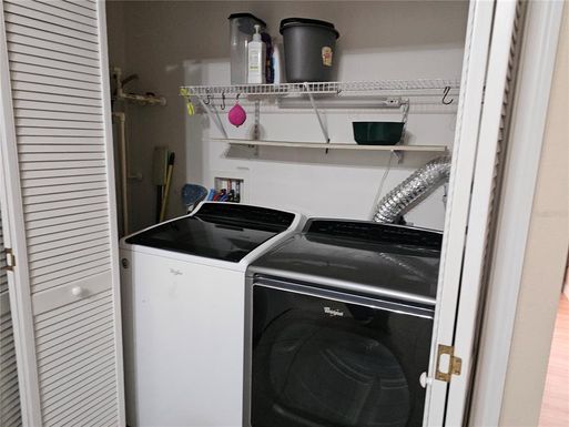 8815 GRAND PALMS CIRCLE UNIT B