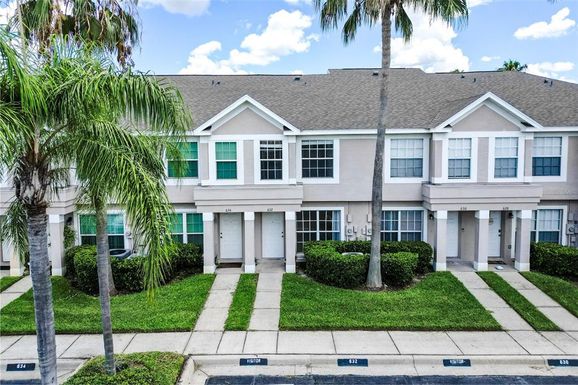 632 KENSINGTON LAKE CIR