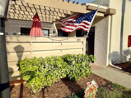 511 LAKESIDE DRIVE UNIT 511