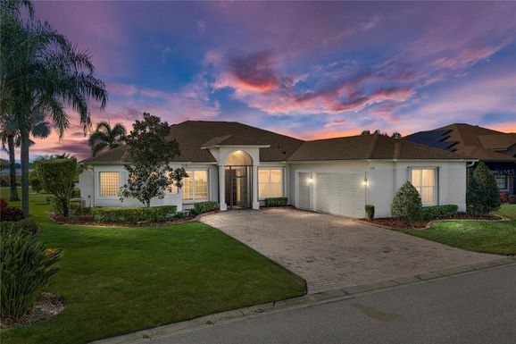 4025 SABLE LOOP DRIVE