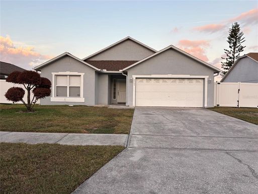 2403 QUEENSWOOD CIRCLE