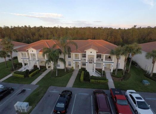 13843 TIMBERLAND DRIVE UNIT 203