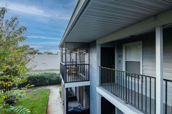 3712 W WISCONSIN AVENUE UNIT 205