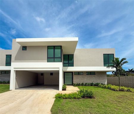 137 RIVIERA PARKVIEW