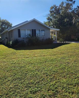 2439 LAKEVIEW STREET