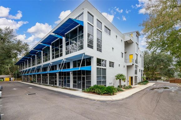 2515 SW 35TH PLACE UNIT 103