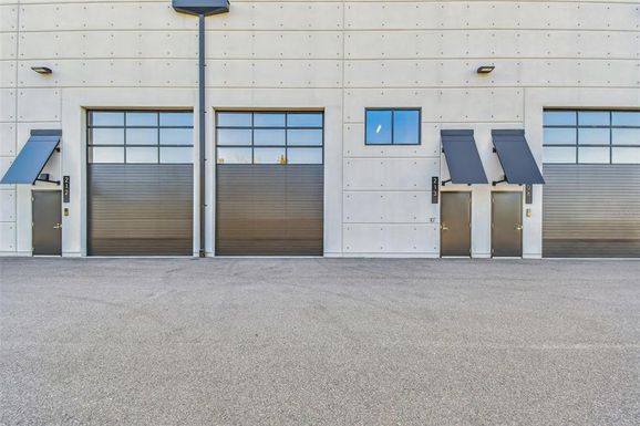 6500 MOTOR ENCLAVE WAY UNIT 213