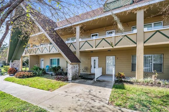 2000 WORLD PARKWAY BOULEVARD UNIT 15