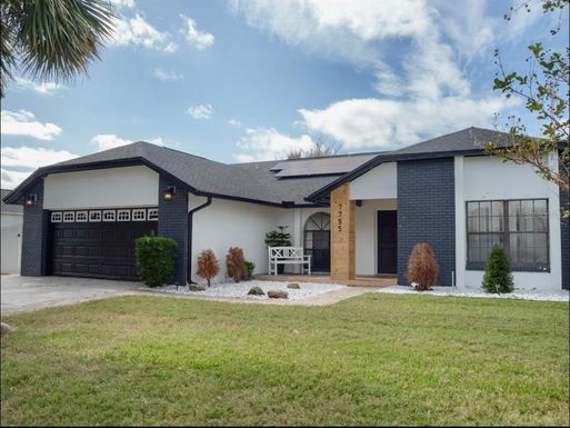 7795 INDIAN RIDGE TRAIL N