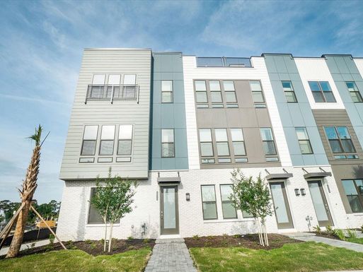 2050 PACKING DISTRICT WAY