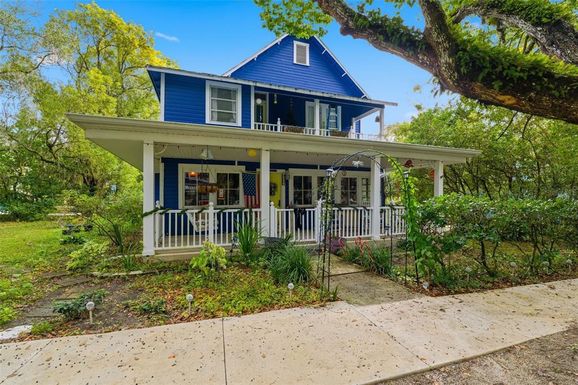 117 S BROOKSVILLE AVENUE