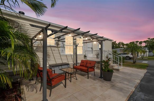 5800 29TH WAY N UNIT 23