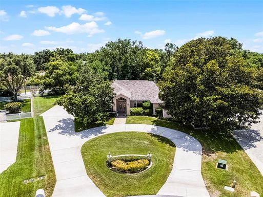 707 HERITAGE DRIVE NE