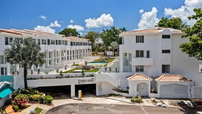 250 CALLE 10 UNIT D-19