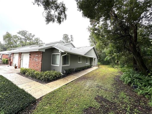 525 OAK TERRACE UNIT 121