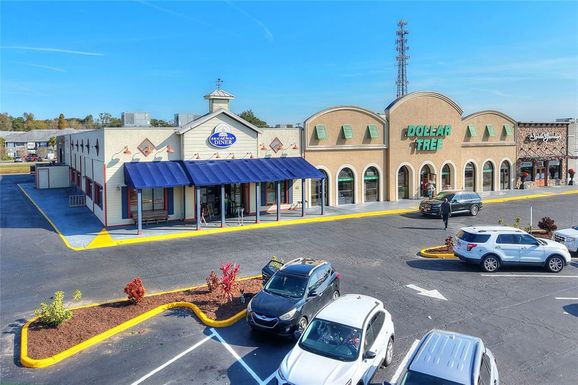 1370,1374,1380 N BROADWAY AVENUE